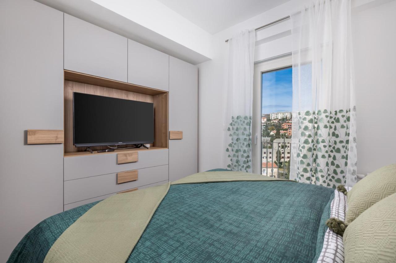 Apartman Flos Maris Rijeka Exteriör bild
