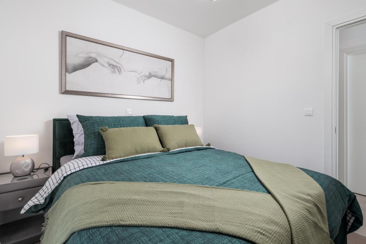 Apartman Flos Maris Rijeka Exteriör bild